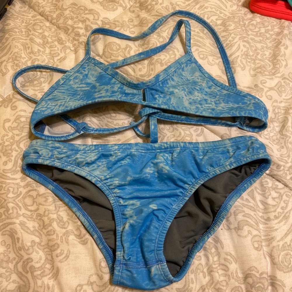 Jolyn set!